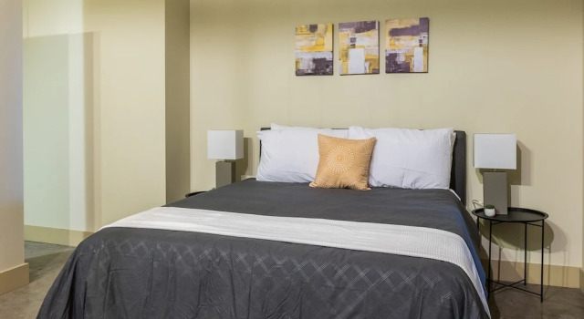 FRONTDESK 1209 Washington Ave Apts Downtown St Louis, Забронировать Апартаменты/квартира Апартаменты Сент-Луис, рядом с Здание Wainwright, Апартаменты/квартира