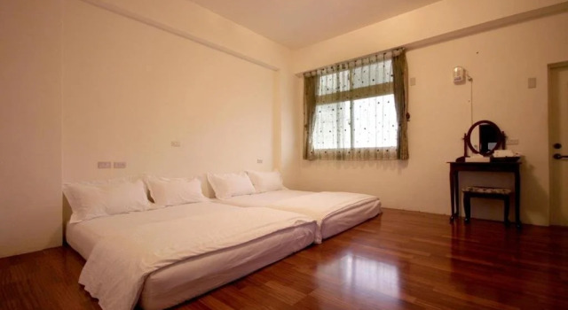 Star 101 Guest House, Prenota Affittacamere Hotel economici a Taitung