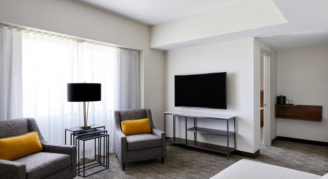Двухместный полулюкс c 1 комнатой Delta Hotels by Marriott Phoenix Mesa