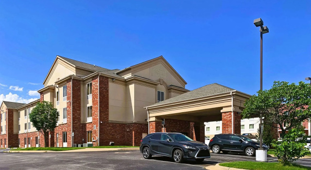 Holiday Inn Express Hotel & Suites Tulsa-Catoosa East I-44, Boek Hotel Hotels in Catoosa met zwembad, Zwembad