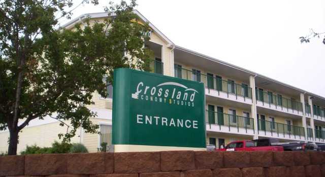 Crossland Economy Studios - Colorado Springs - Airport