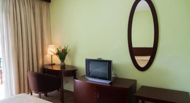 Номер Deluxe Gorillas Volcanoes Hotel