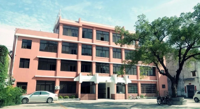 Beihai Jinhai Traders Hotel, Buchen Sie Hotel Beihai Guangxi, in der Nähe von Silberstrand