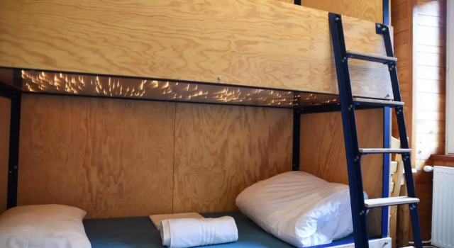Кровать в общем номере Hostel Quartier Libre