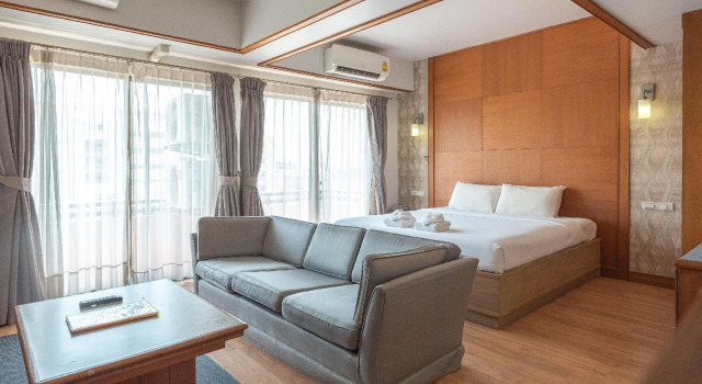 Люкс Nonthaburi Palace Hotel