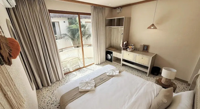 La Mer Bali Mui Ne, Забронировать Отель Муйне Биньтхуан, рядом с Сеть ресторанов Bo Ke в городе Муйне
