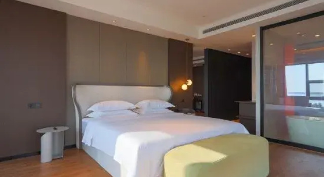 Люкс Lanye Lakeview Hotel