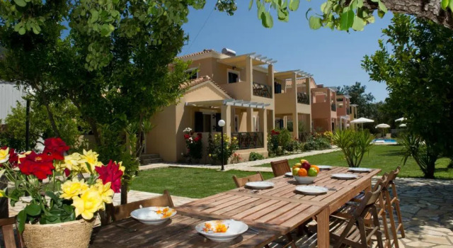 Апартаменты Heliotropia Houses