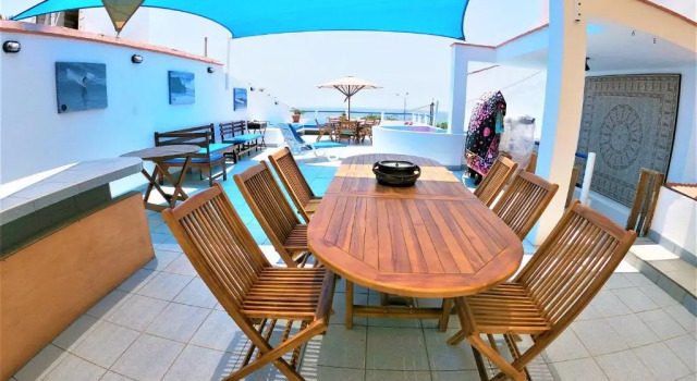Номер Standard Waves Surf Camp Peru