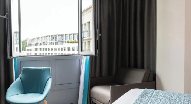 Трёхместный номер Superior Hôtel Versailles Chantiers