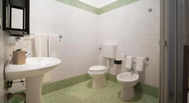 Четырёхместный номер Classic Kalamarina Rooms