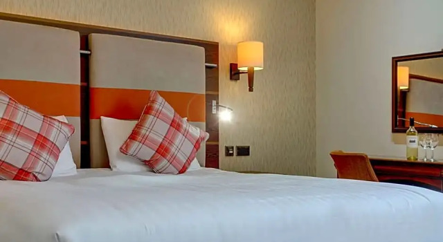 Номер Deluxe Best Western Plough and Harrow Hotel