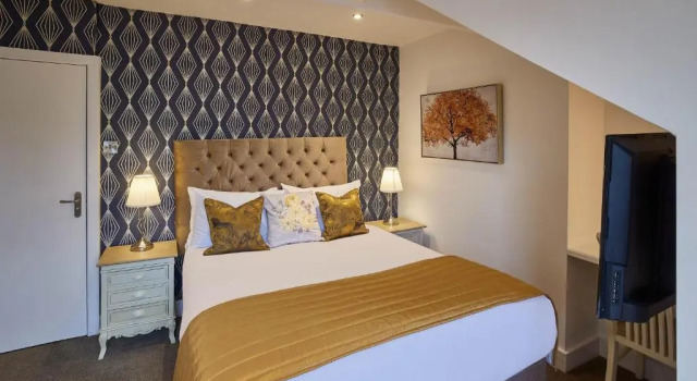 The Granville - Delightful 2-bed Victorian Apartment