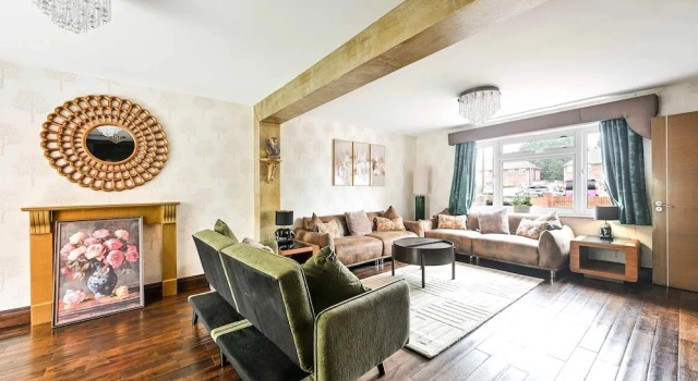 Windsor 5-bed House - Stroll to Castle - Sleeps 13, Book Feriehus Windsor Berkshire