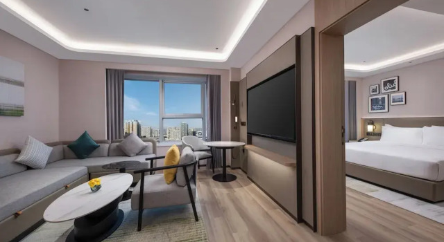 Двухместный люкс с видом на город Holiday Inn Yiwu Center by IHG