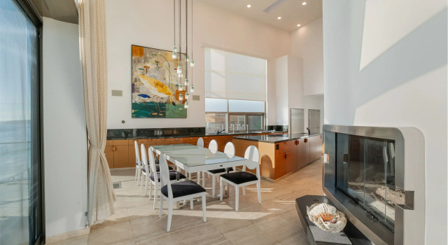 Malibu Glass Estate in Malibu, Malibu, Забронировать Отель Малибу 