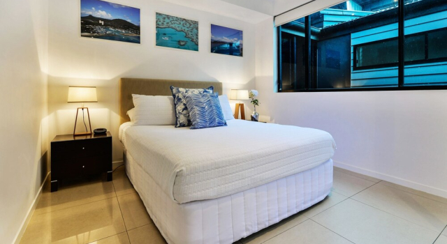 Вилла Villa 12 The Edge Oceanfront Deluxe 3 Bedroom Near Marina With Golf Buggy