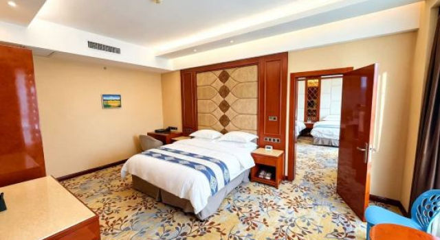 Люкс Dongzhi Xing International Hotel