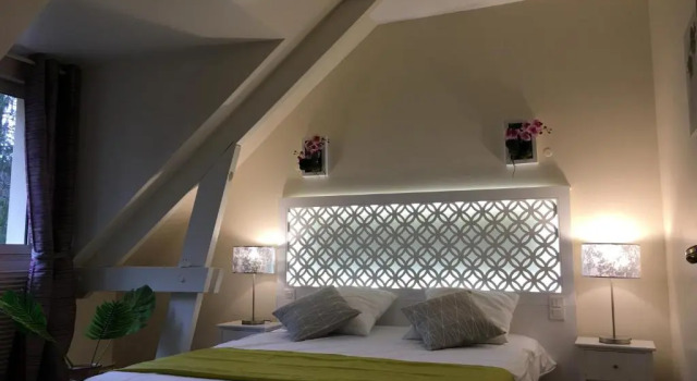 Люкс с 2 комнатами Au Charme du Lac Espace bien être et Piscine chauffé proche parc et restaurant du casino