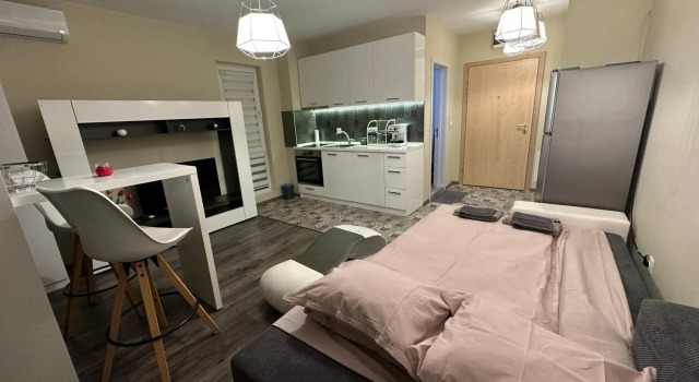 Luxury studio near New Bulgarian University, Réserver Hôtel Sofia 