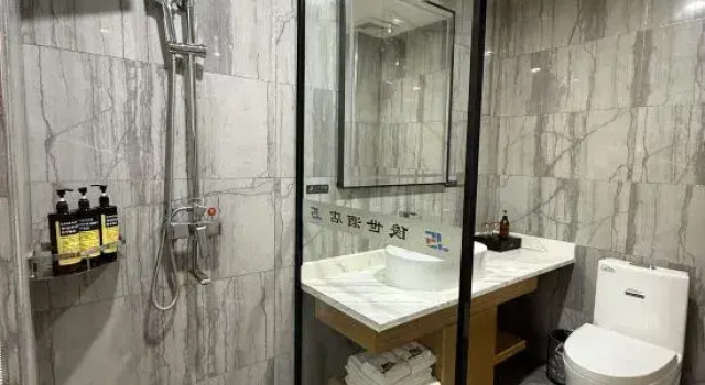 Кровать в общем номере Beijing Junshi Hotel (Fangshan Doudian Town Government)