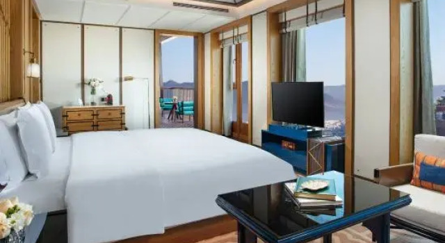 Двухместный люкс c 1 комнатой Hotel Indigo Diqing Moonlight City by IHG