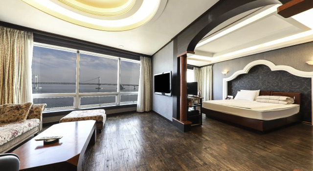 Suite Presidenciales con vista al mar Bridge Hotel