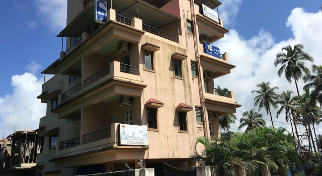 OYO 7001 StayOut Parth Inn, Varaa Hotelli Hotellit Verem aamiaisella, Aamiainen