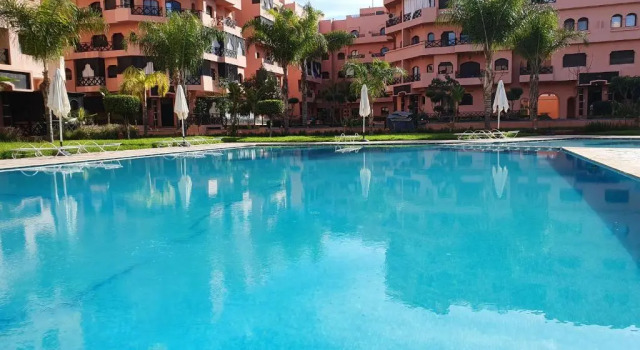 APPARTEMENT DANS RESIDENCE touristique, Забронировать Апартаменты/квартира Отели Марракеш-Тенсифт-Эль-Хауз с парковкой, Парковка