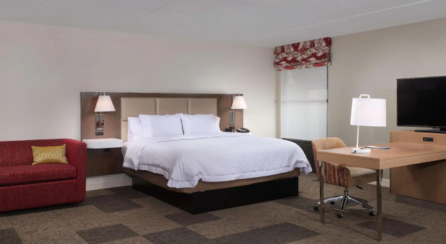 Двухместный люкс Hearing Accessible Hampton Inn & Suites Scottsdale On Shea Blvd