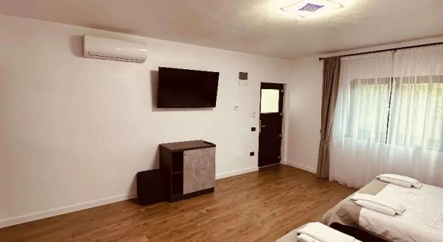Четырёхместный номер Standard с балконом Casa YDA