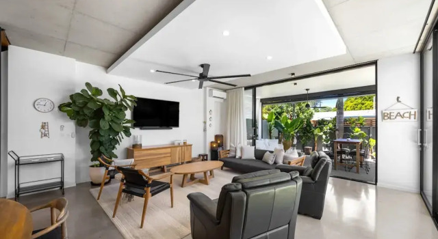 Spacious 3-bedroom Retreat With BBQ and Pool, Reserva ahora Apartamento Coolum Beach 