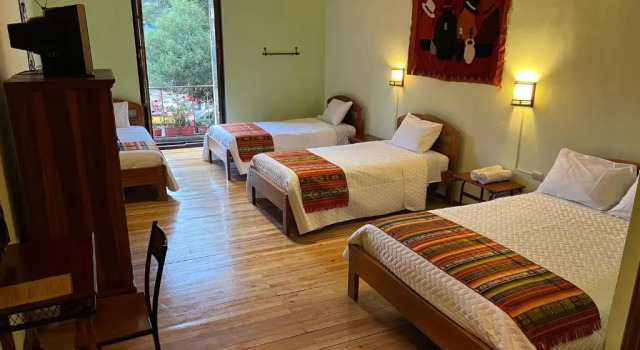 Кровать в общем номере Mía Leticia B&B