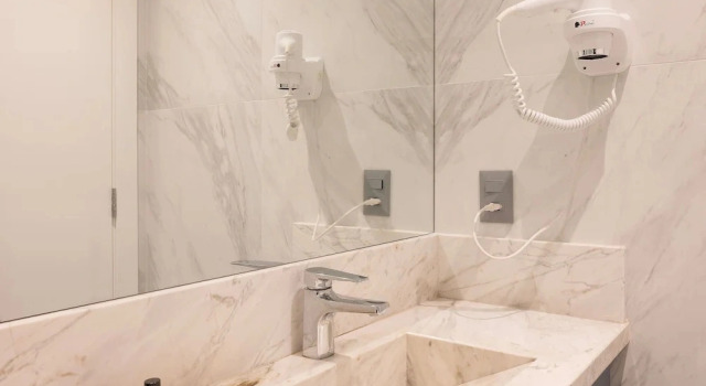 Апартаменты Grand The Spot One - Luxo e acesso direto ao Balneário Shopping
