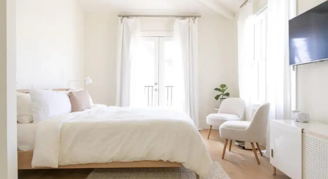 Номер Standard Guest House Raleigh- Adults Only