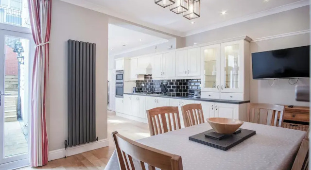 Коттедж Overland Road 4 Bed House Mumbles