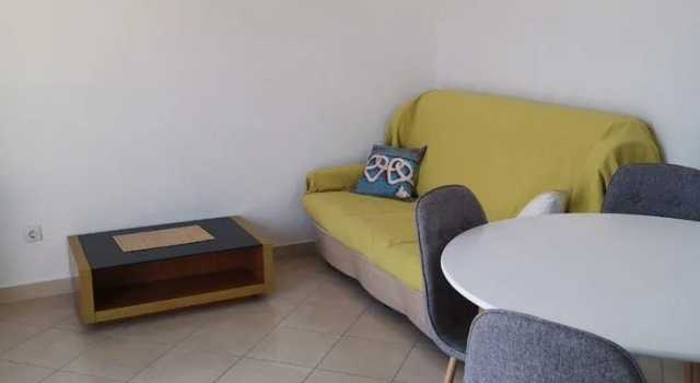 Apartment Marta, Varaa Huoneisto Hotellit Kvarner Islands uima-altaalla, Uima-allas
