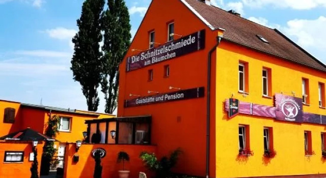 Schnitzelschmiede & Pension Bäumchen, Reserva ahora Hotel  