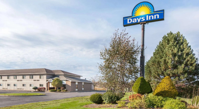 Номер Standard Days Inn by Wyndham Canastota Verona