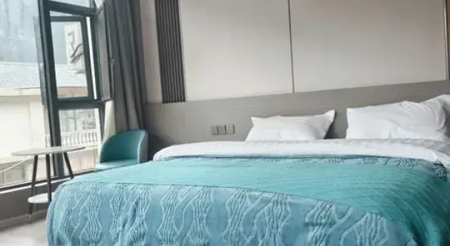 Двухместный номер Standard с красивым видом из окна Ben Li Wan Family Hotel