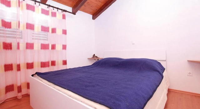 4 Bedroom Amazing Home In Vela Luka, Prenota Hotel Hotel a Croatian Islands con piscina, Piscina