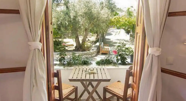 Номер Economy Naftilos Skiathos