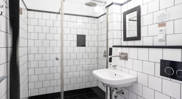 Standardní Dvoulůžkový s manželskou postelí pokoj Sir Toby's Hostel