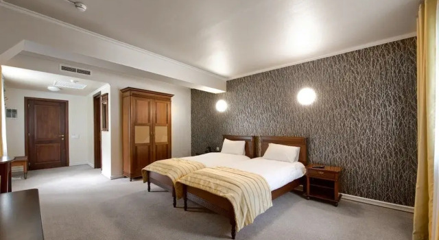 Resort David, Забронировать Курортный отель Отели Арджеш 4 звезды, 4*