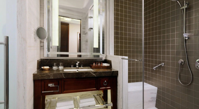 Двухместный номер Classic с видом на реку Sheraton Grand Adana