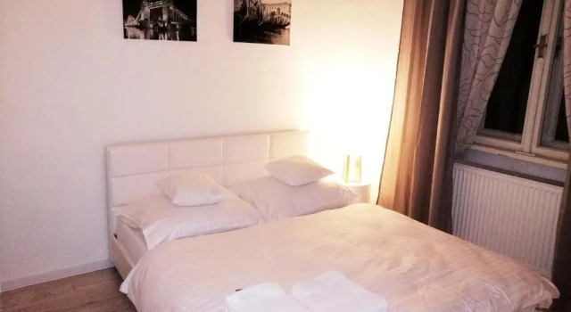 Апартаменты Entrez Apartment 3 - Historical Centre