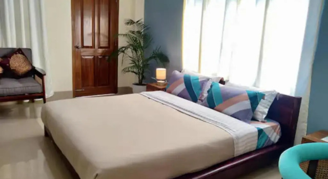 Joy'S Bnb, Book Bed and Breakfast Hoteller i Imphal med parkering, Parkering