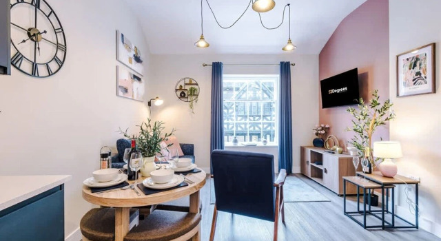Коттедж NEW Stylish 1-bed Flat Great Location Sleeps 4