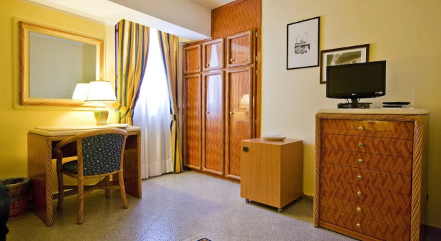 Standard Dreier Zimmer 1 Schlafzimmer Hotel Elimo