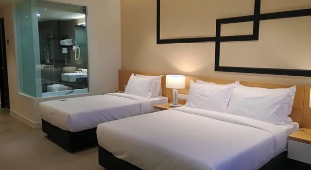 Четырёхместный номер Deluxe Hotel Excelsior Ipoh